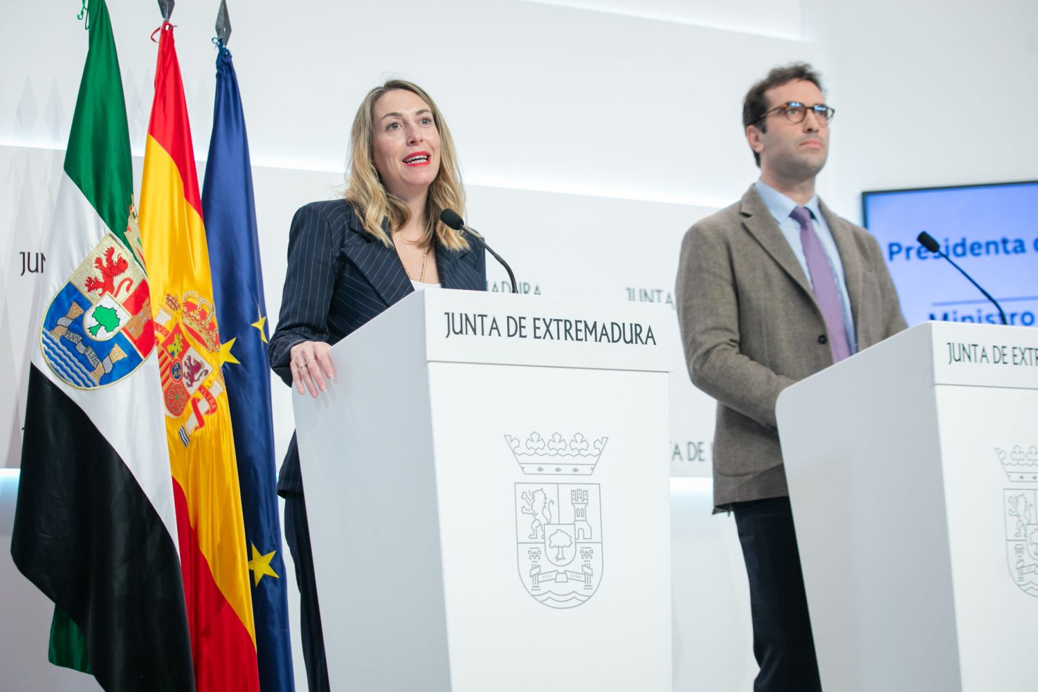 María Guardiola - Ministro Carlos Cuerpo 01