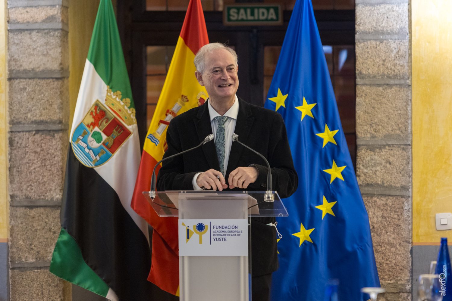 Enrique Moradiellos