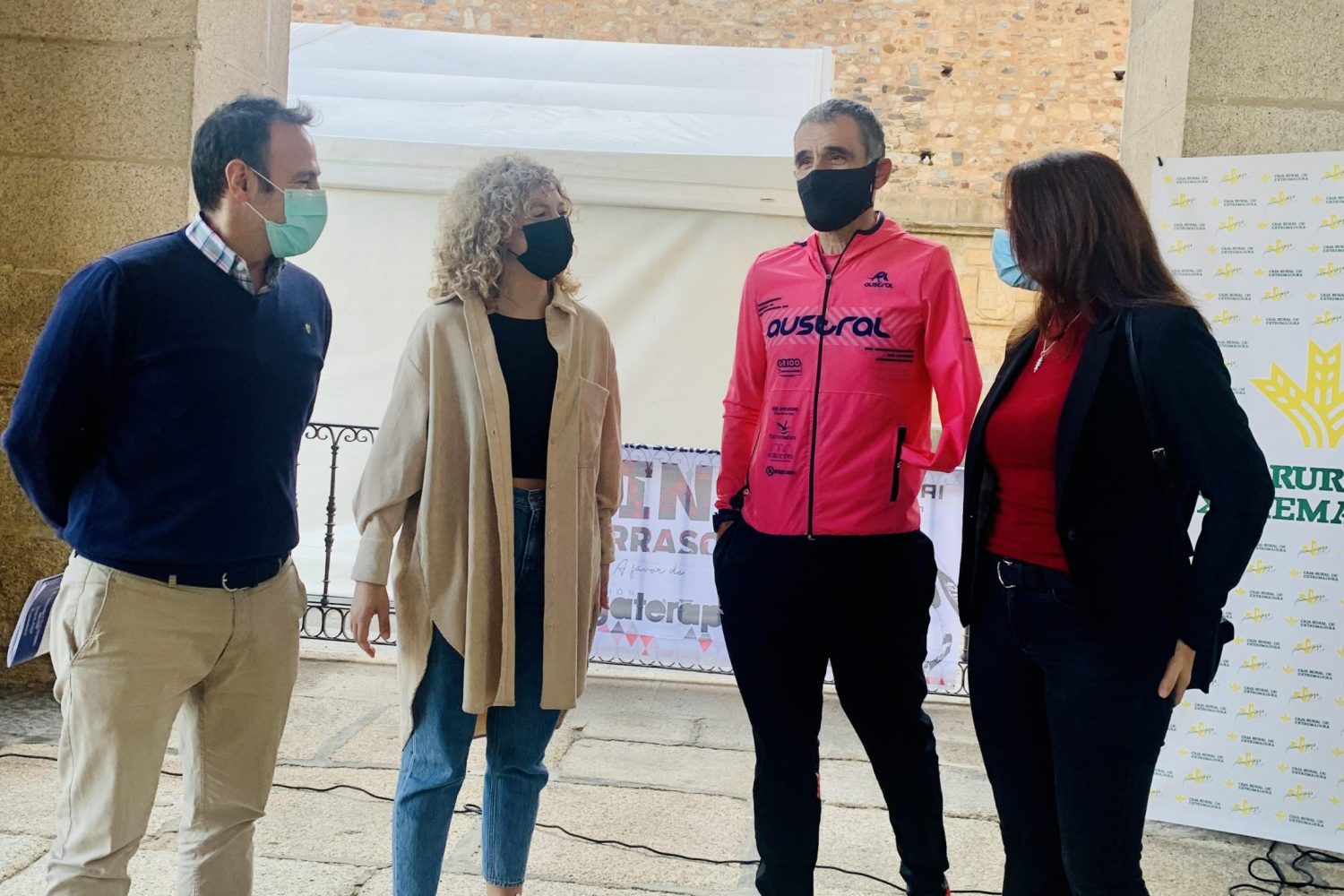 Presentacion VI Carrera solidaria Kini Carrasco