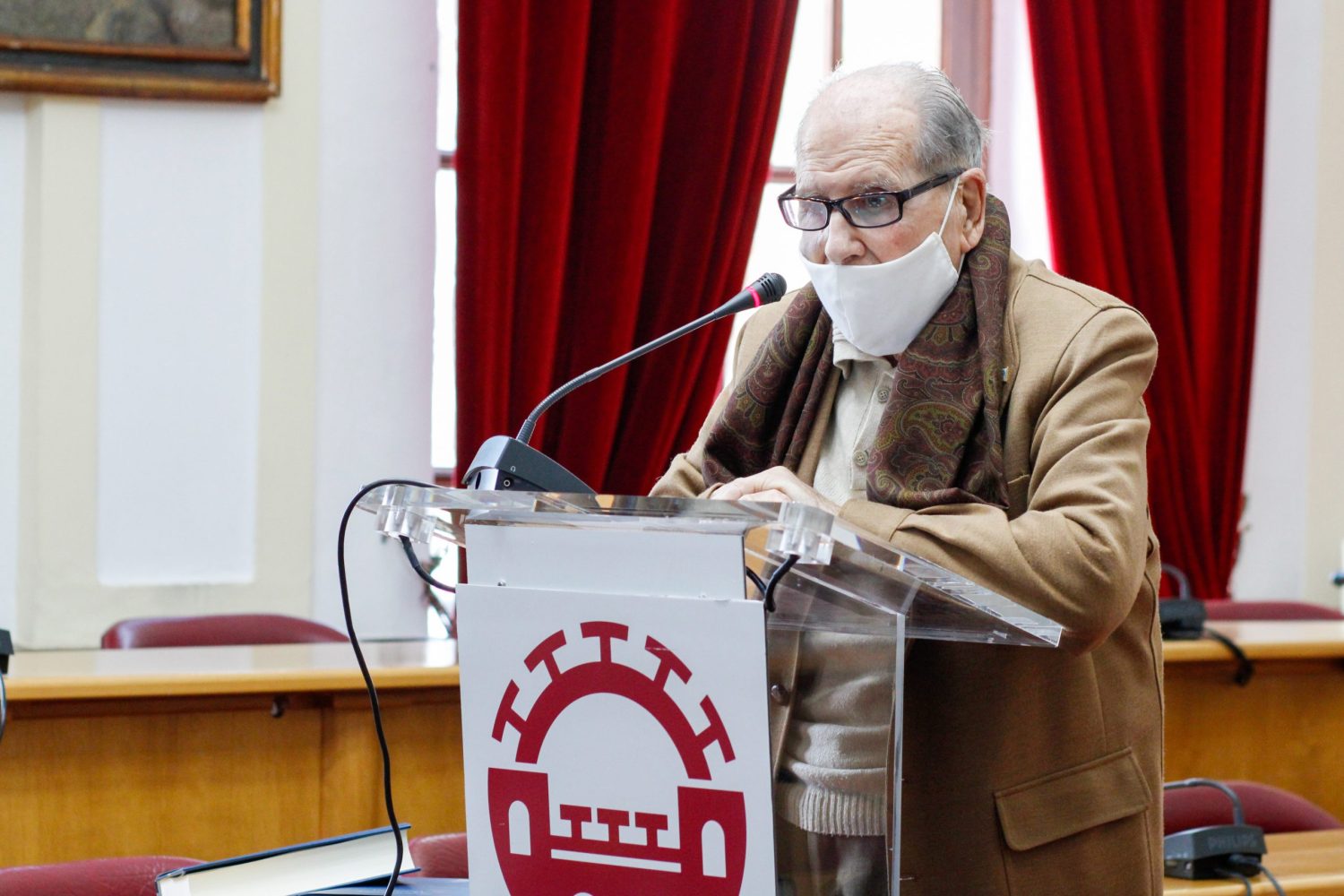 RUFINO FÉLIX PRESENTA SU LIBRO