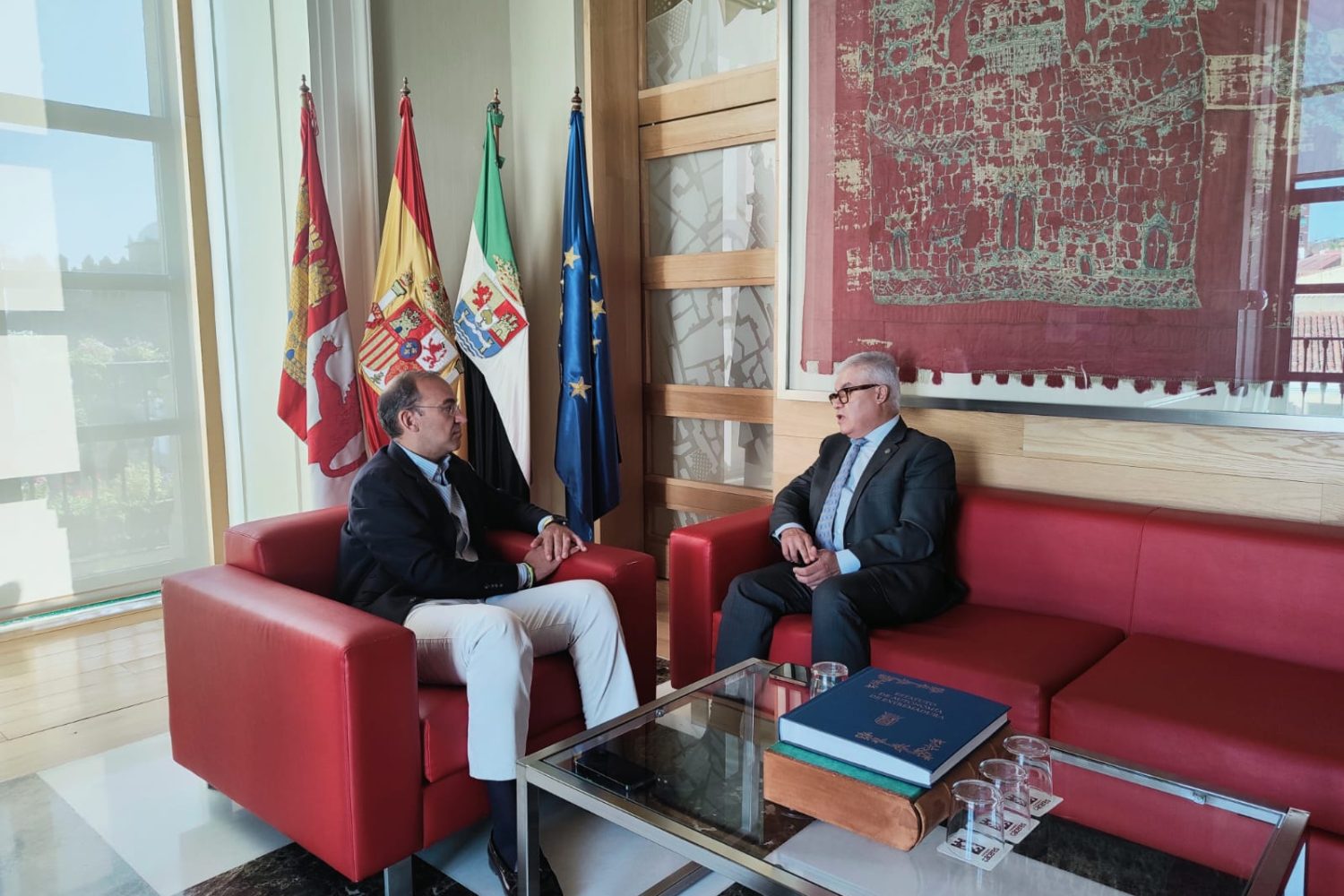 Rafa Mateos reunión Rector Uex