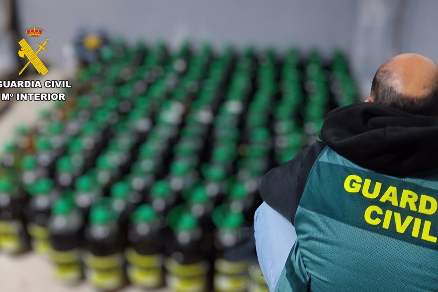 Sucesos.- Dos detenidos por vender aceite presuntamente fraudulento tras una denuncia en Valencia de Alcántara