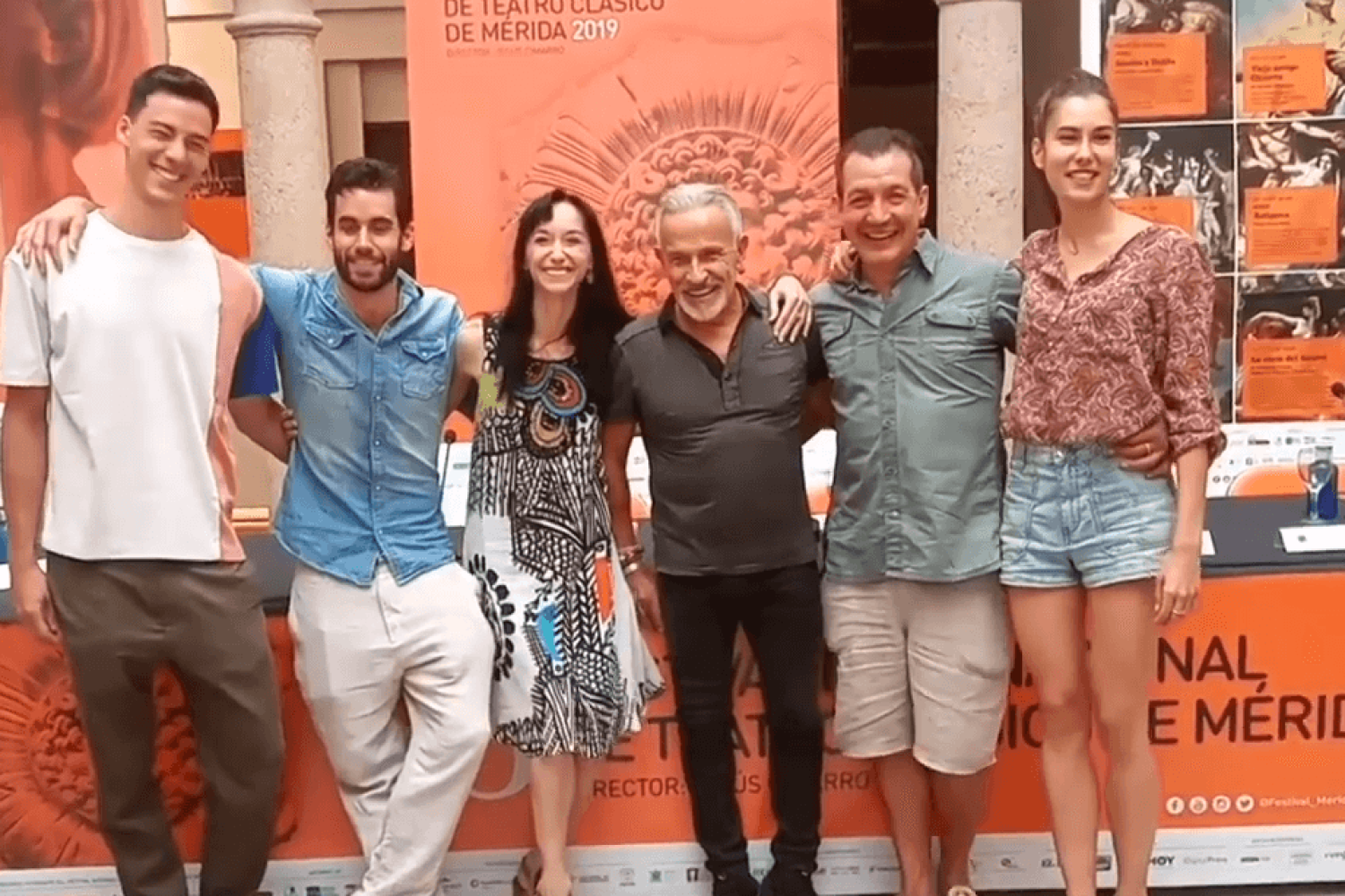 Elenco de Antígona.