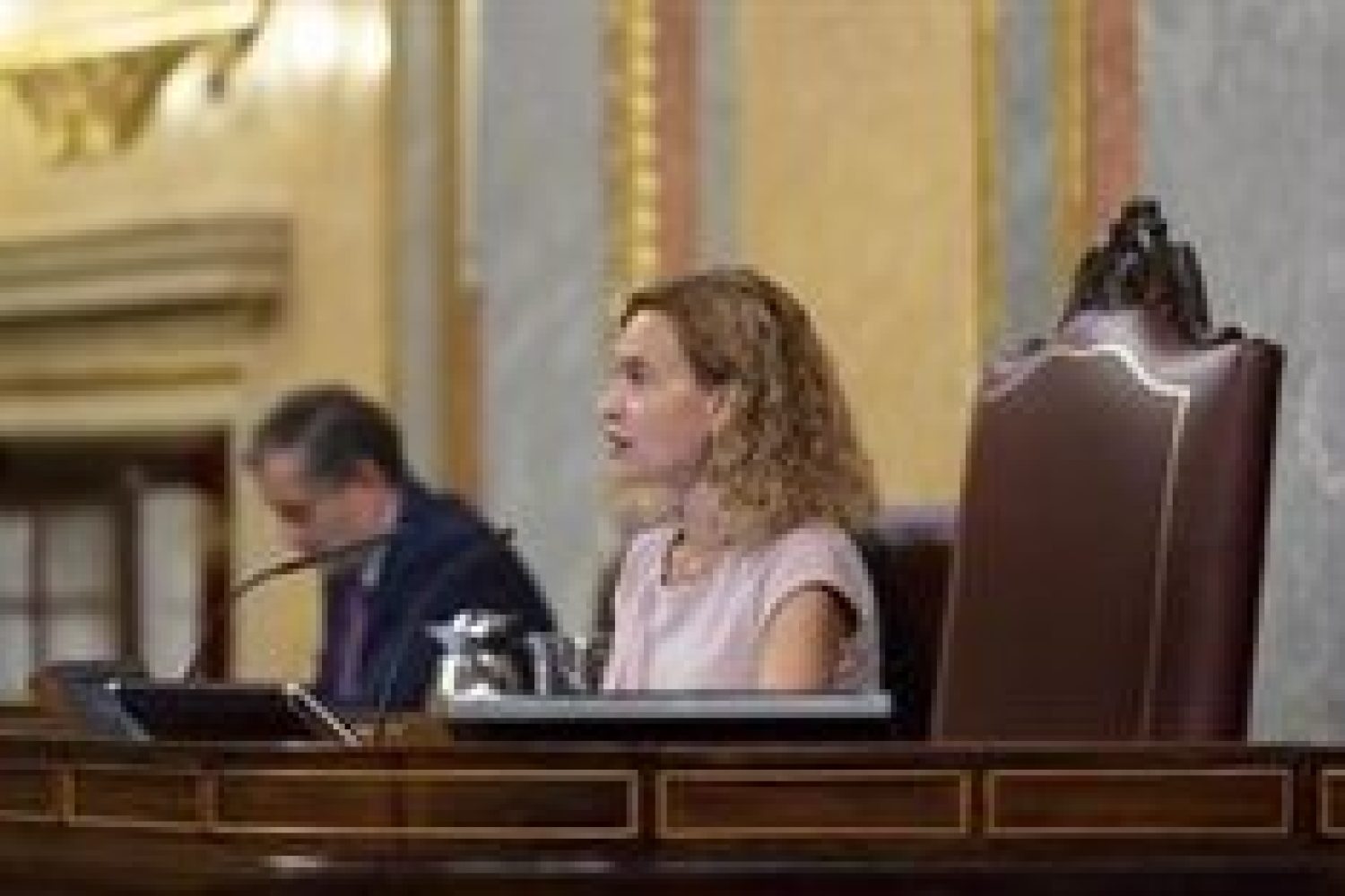 Aragonès, Colau, Batet, Iceta y Raquel Sánchez guardan un minuto de silencio por el 17-A