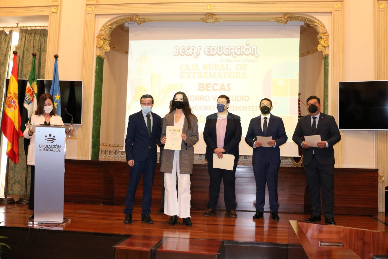 becas espiga alumnos