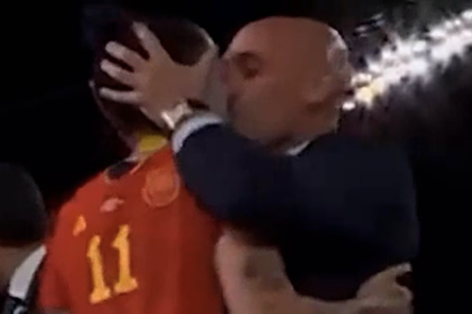 beso rubiales