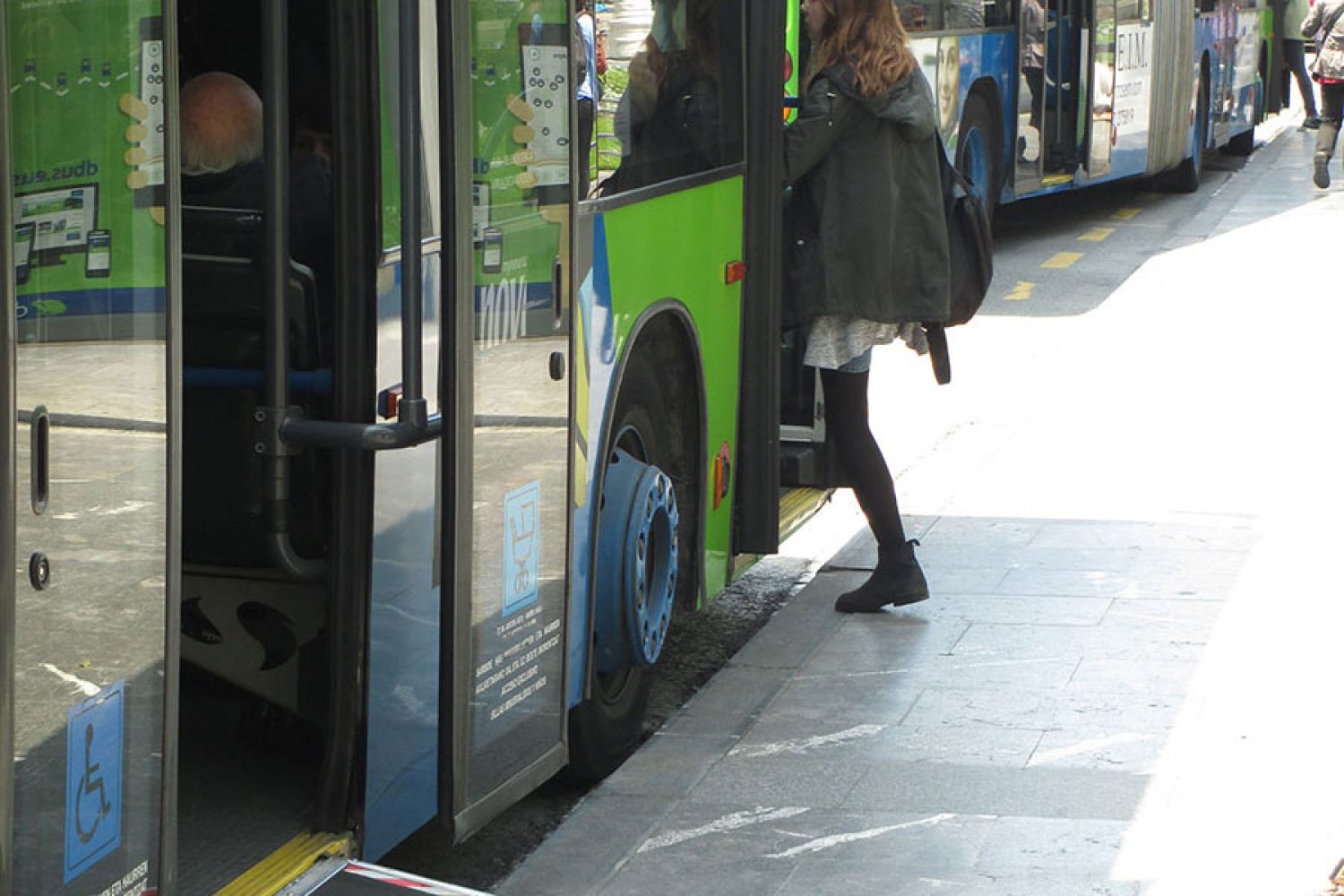 bus