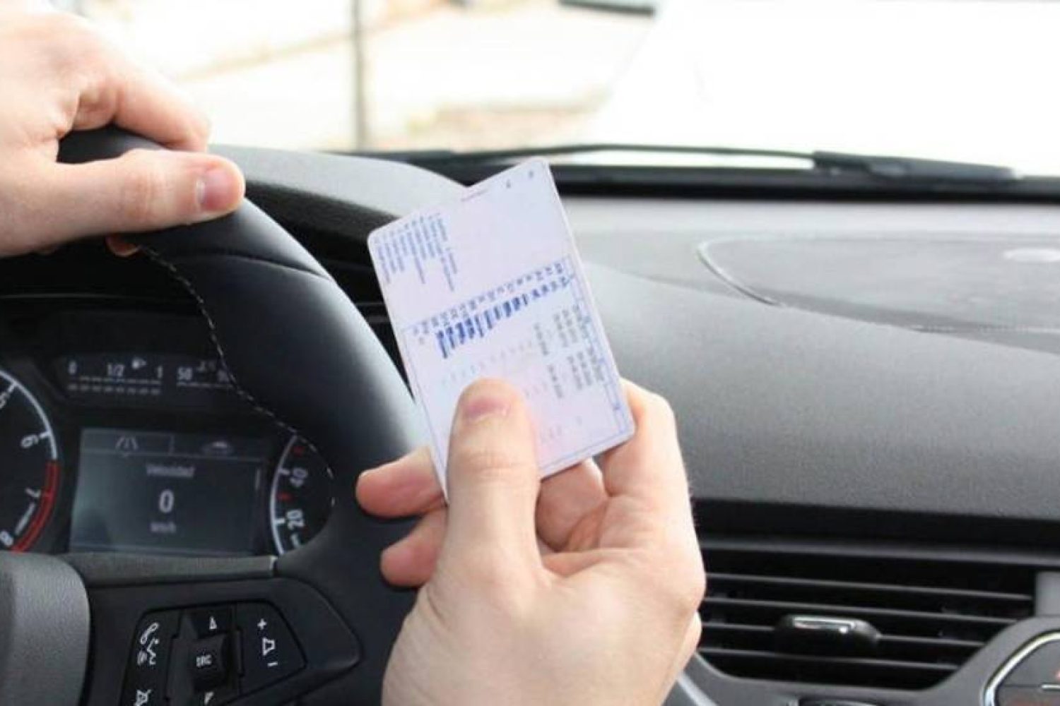 carnet-conducir_285-44167556_20230315105213
