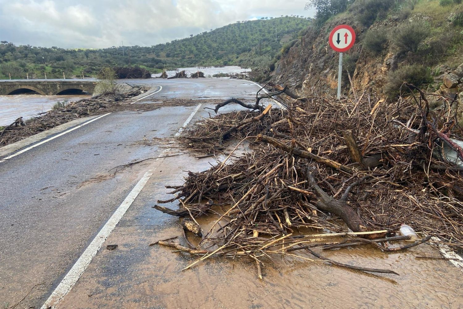 carretera inundada ba