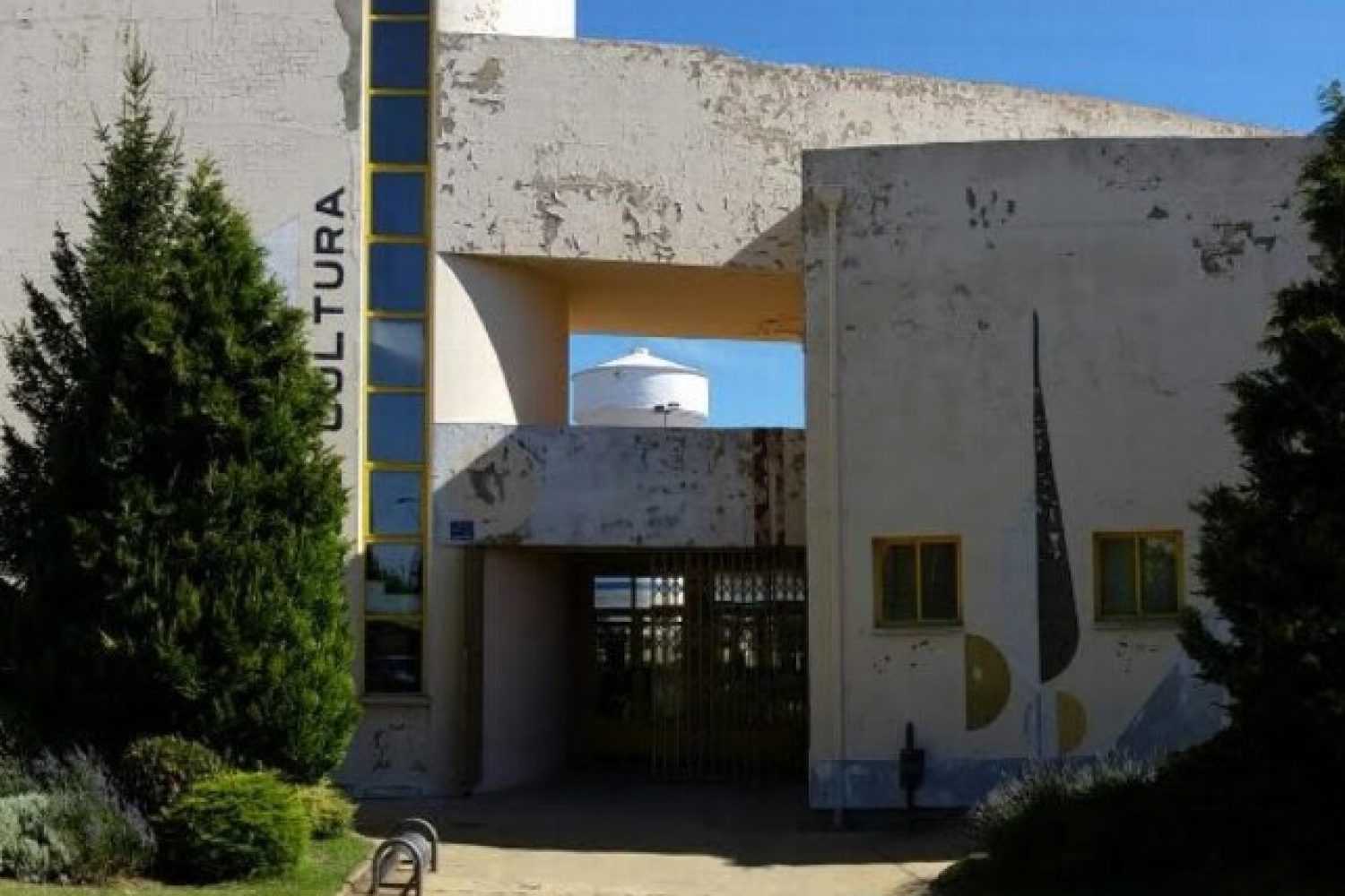 casa de cultura piornal