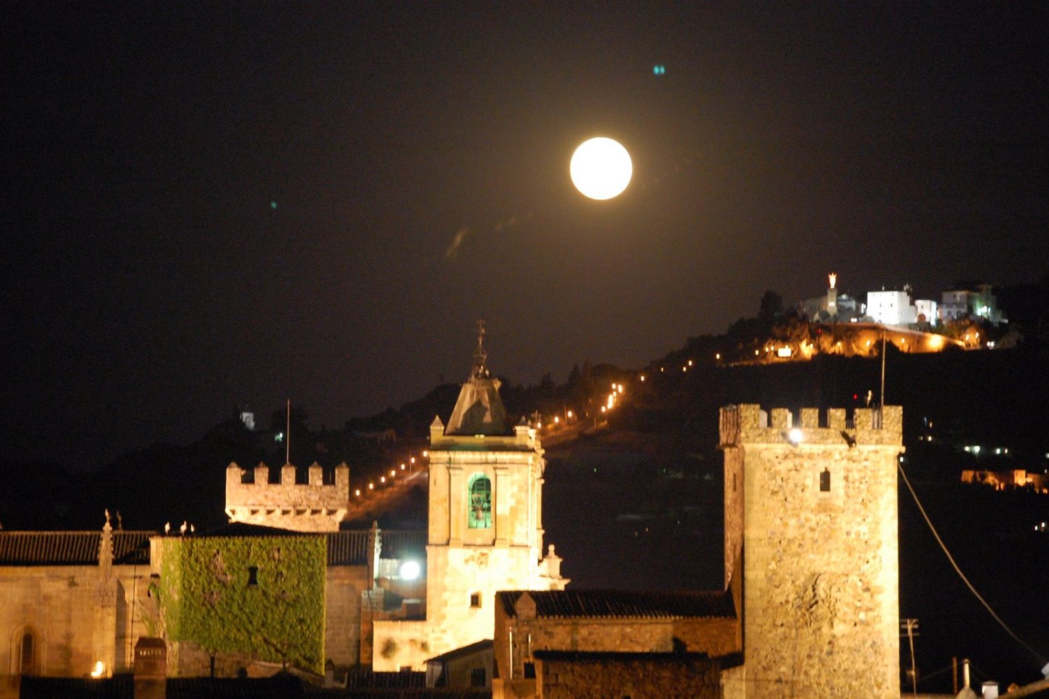 cc luna llena noche