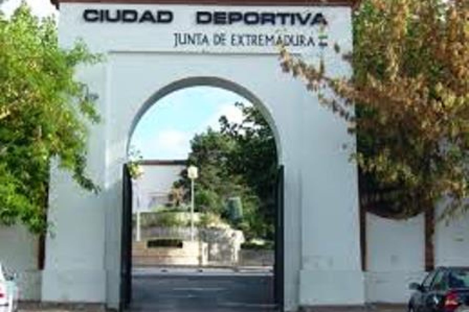 ciudad deportiva caceres