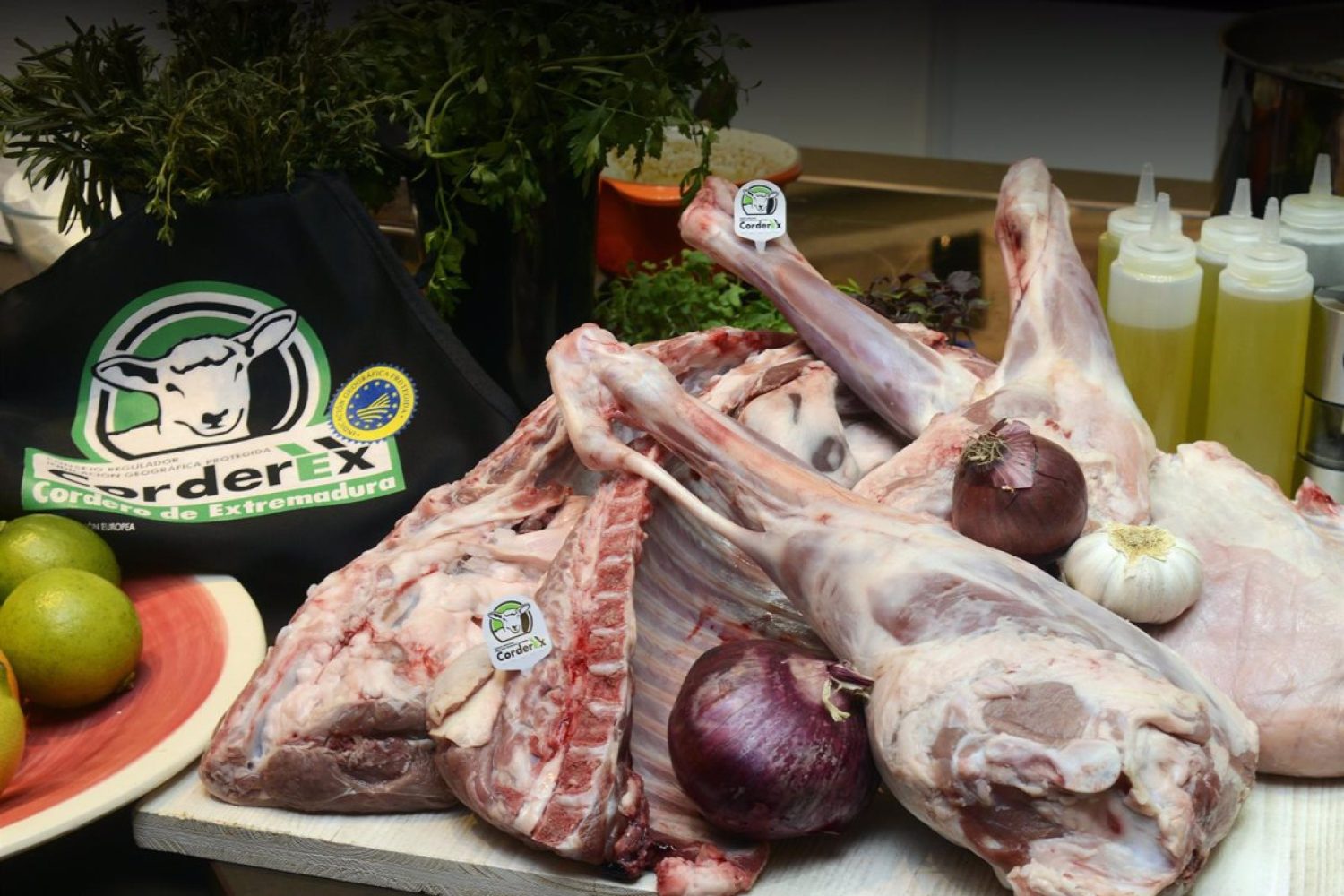 Corderex promociona la calidad del Cordero de Extremadura a través de distintos asados durante este mes de agosto