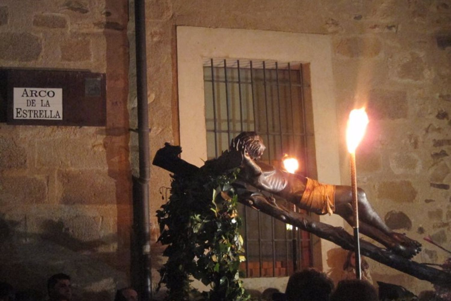 El Cristo Negro Procesiona Este Miércoles Santo En Cáceres
