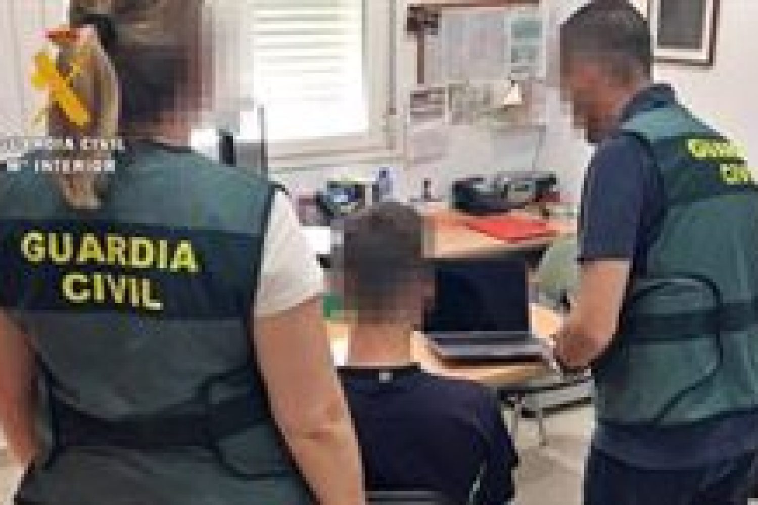 Detenido un hombre de 46 años por romper la nariz a otro de un cabezazo en un bar de Badajoz