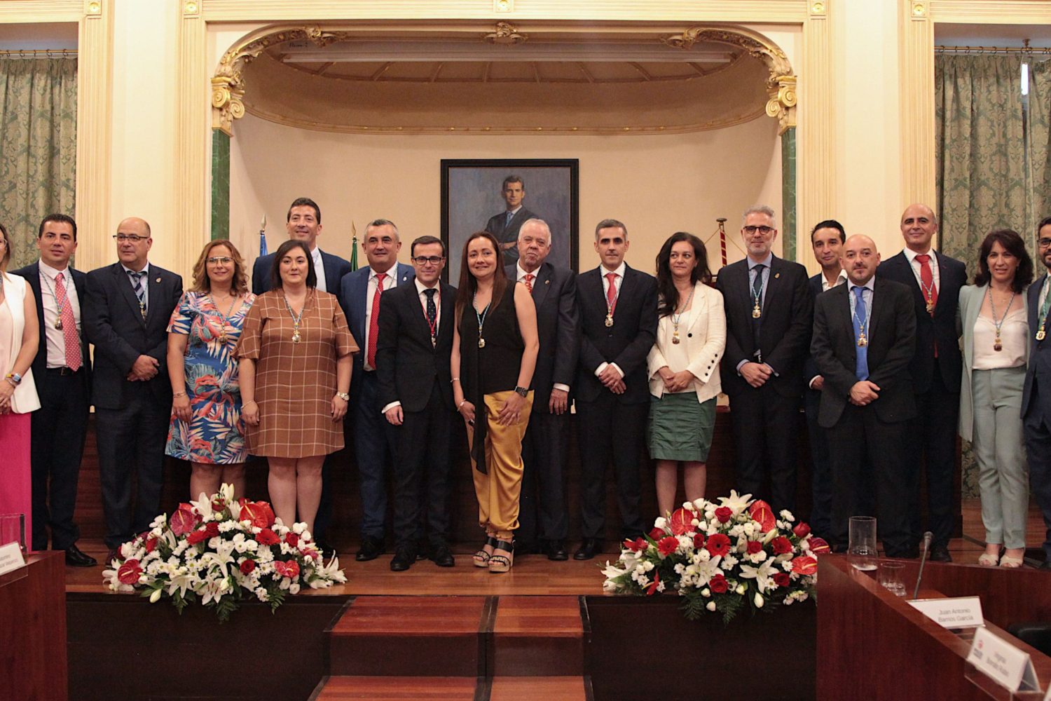 Diputados provinciales socialistas con su presidente en el centro de la imagen, Miguel Angel Gallardo.