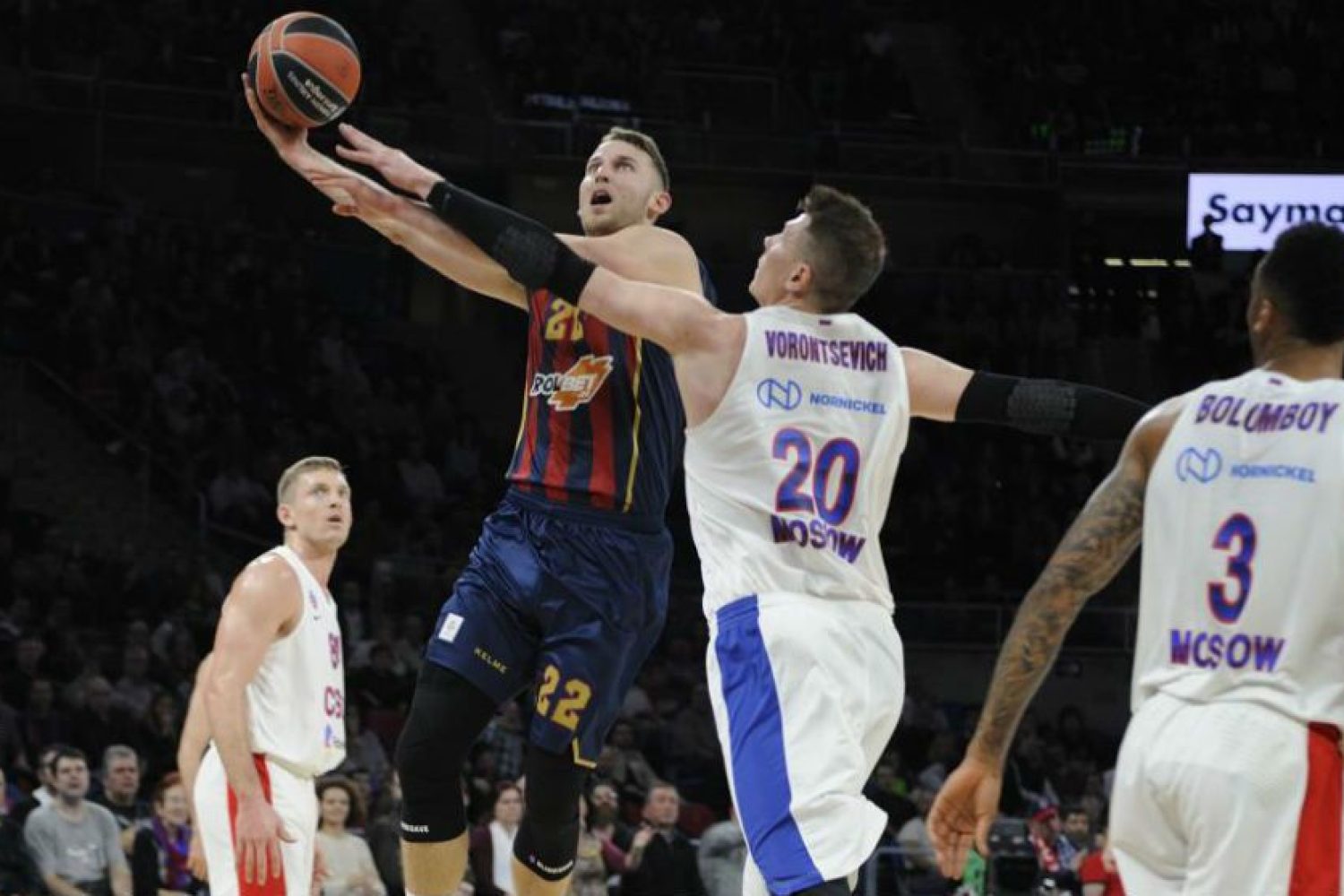 El Baskonia renace en Europa tumbando al campeón