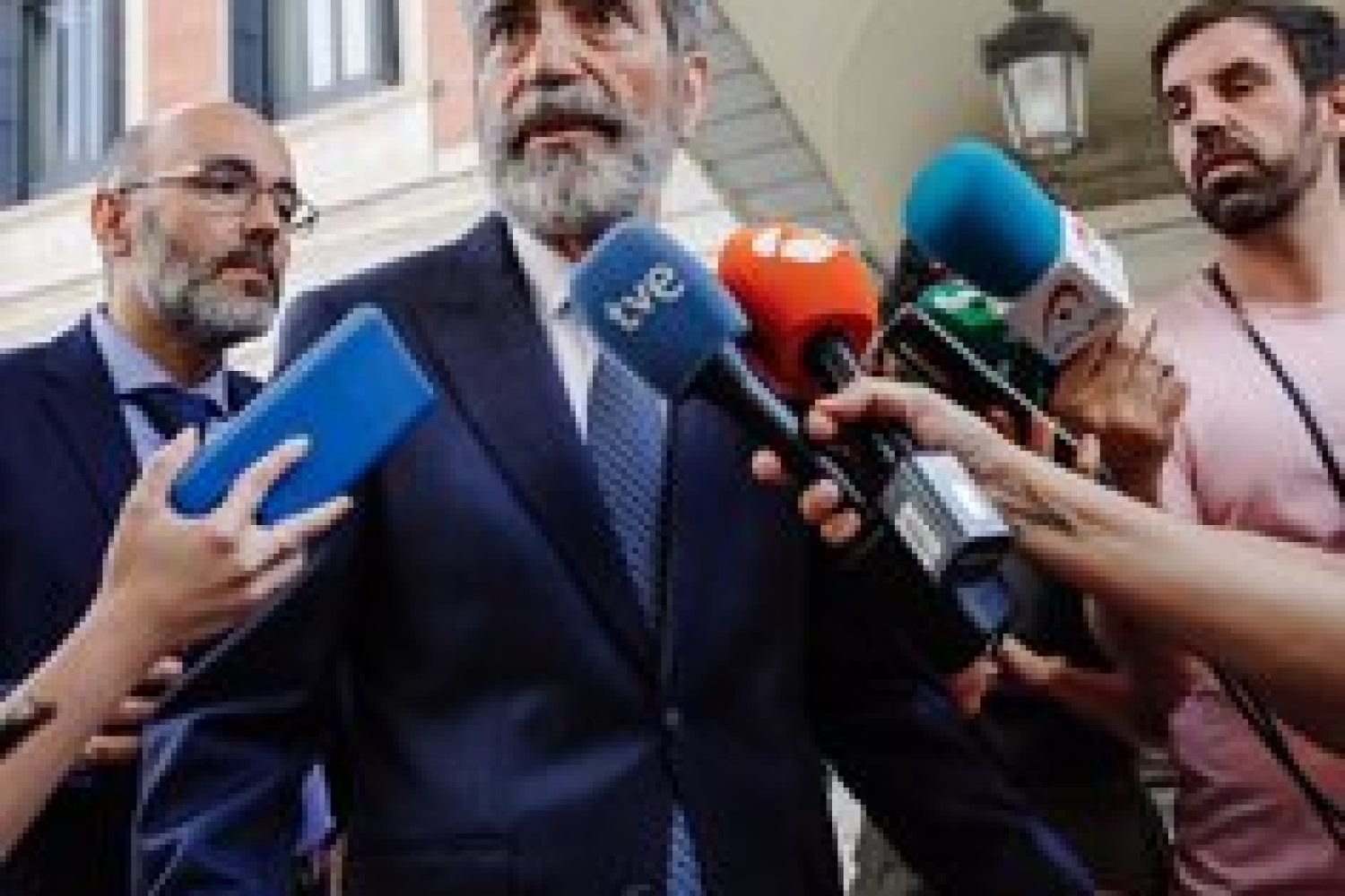 El Gobierno insta a Feijóo a poner "orden" en el PP ante la negativa de Ayuso al ahorro energético
