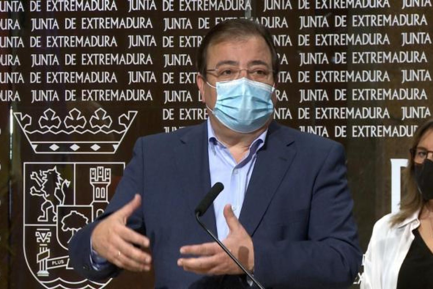 el-presidente-de-la-junta-de-extremadura-guillermo-fernandez-vara-ep_5_700x394