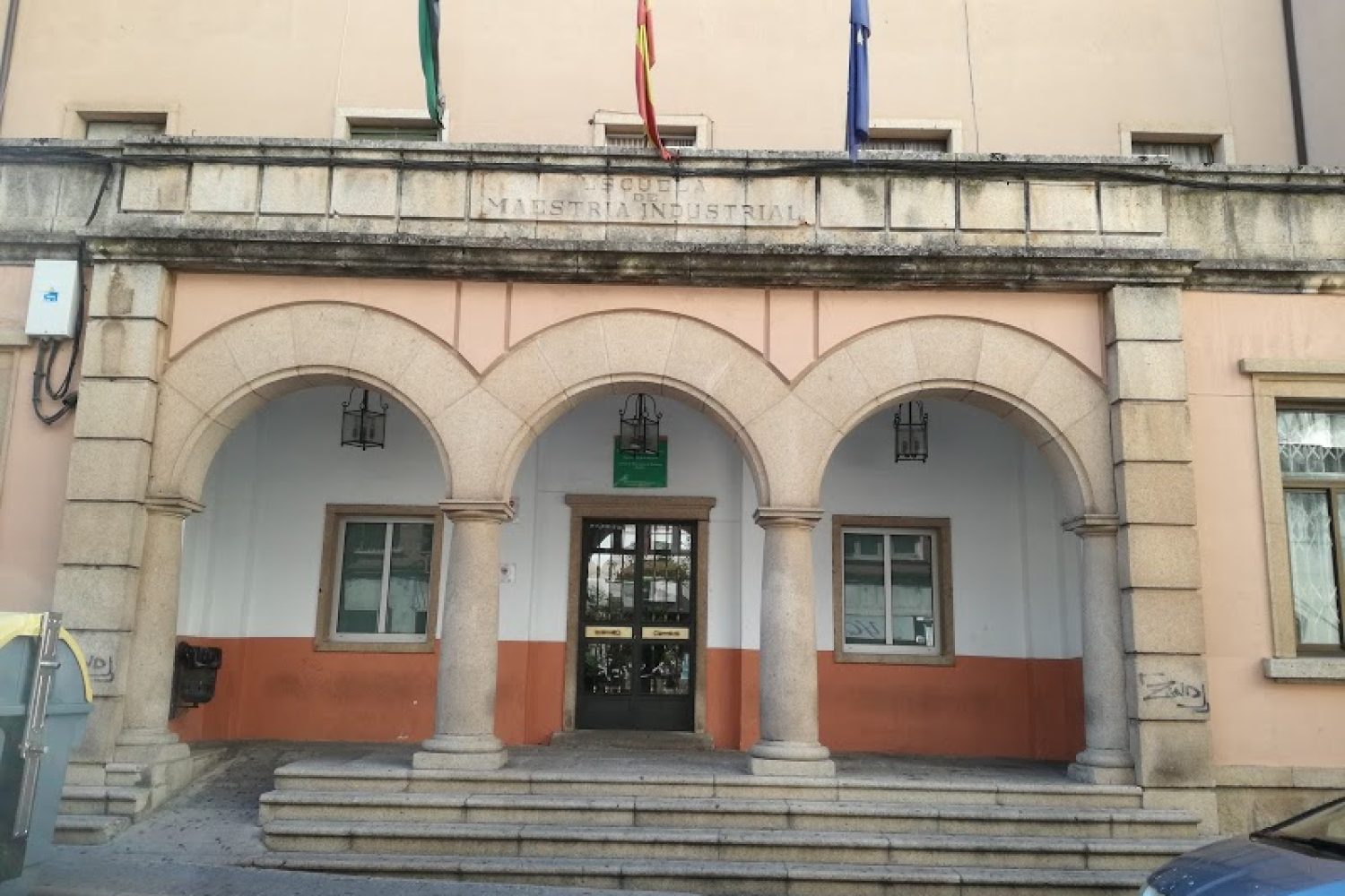 eoi