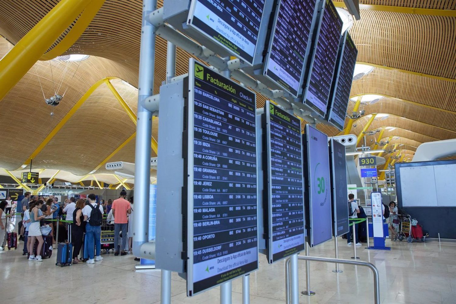 Extremadura registró en 2021 un saldo migratorio de 1