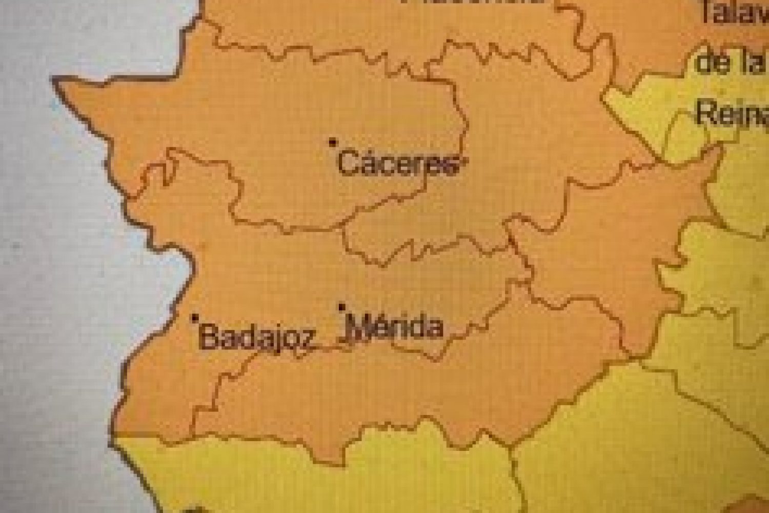 Extremadura, salvo el sur Badajoz, estará este lunes en alerta naranja por temperaturas que alcanzarán los 43 grados