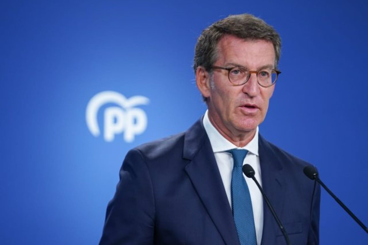 Feijóo propone un plan de ahorro energético que afecte al sector público y recupere la oferta nuclear y térmica