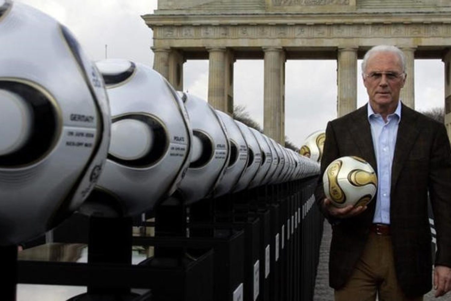 FRANK BECKENBAUER. DEP.