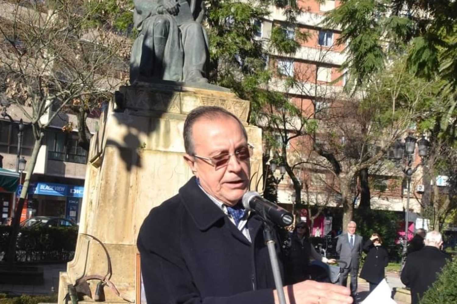 franquete estatua g y g