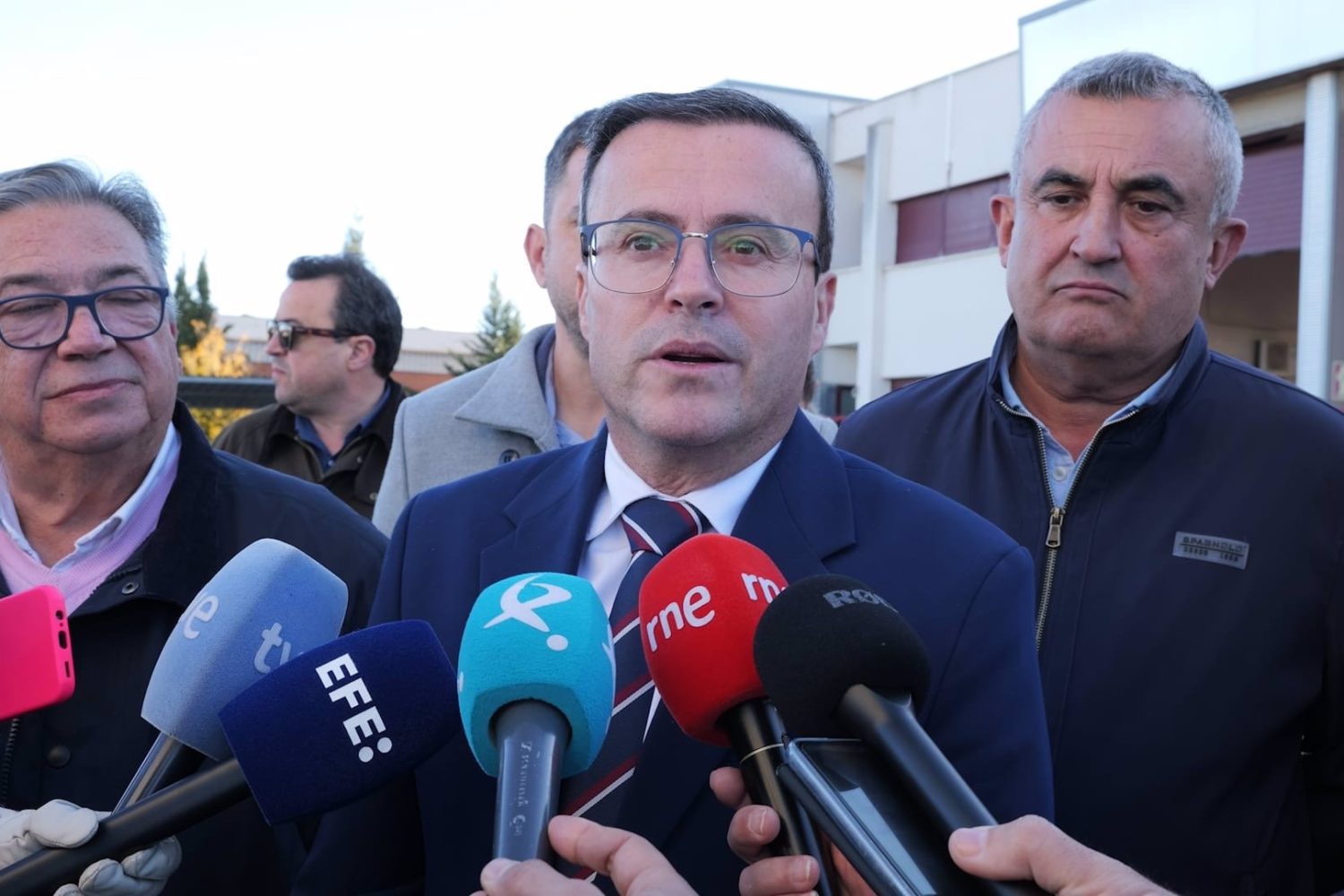 Gallardo dice que un adelanto electoral no sería un "problema" a pesar de las primarias para las que se ve "respaldado"