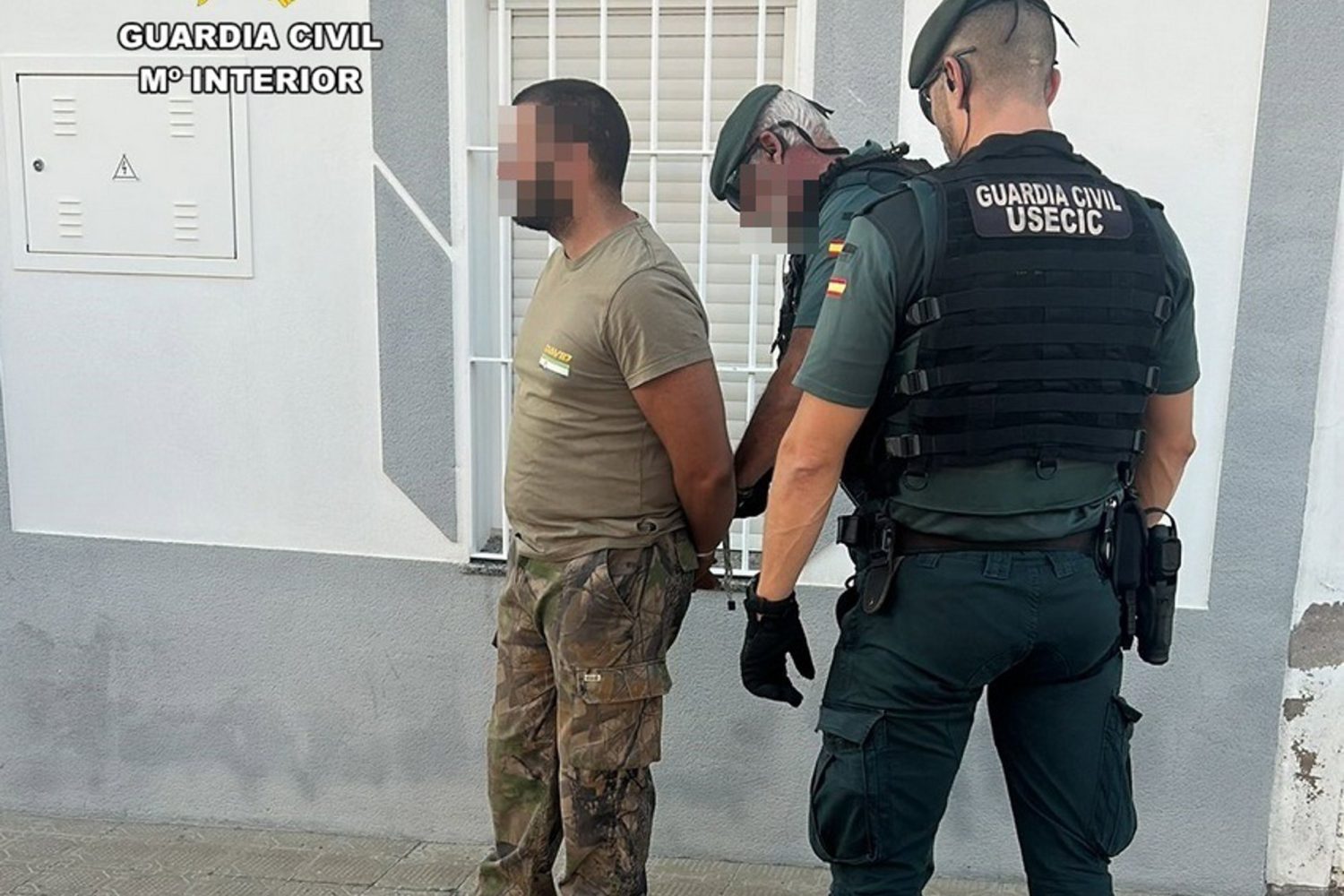 24/09/2025 Momento de una de las detenciones
SOCIEDAD ESPAÑA EUROPA EXTREMADURA
GUARDIA CIVIL
