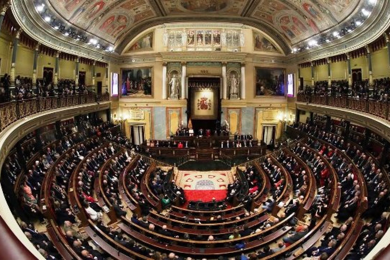 hemiciclo-del-congreso-los-diputados-1545119406615
