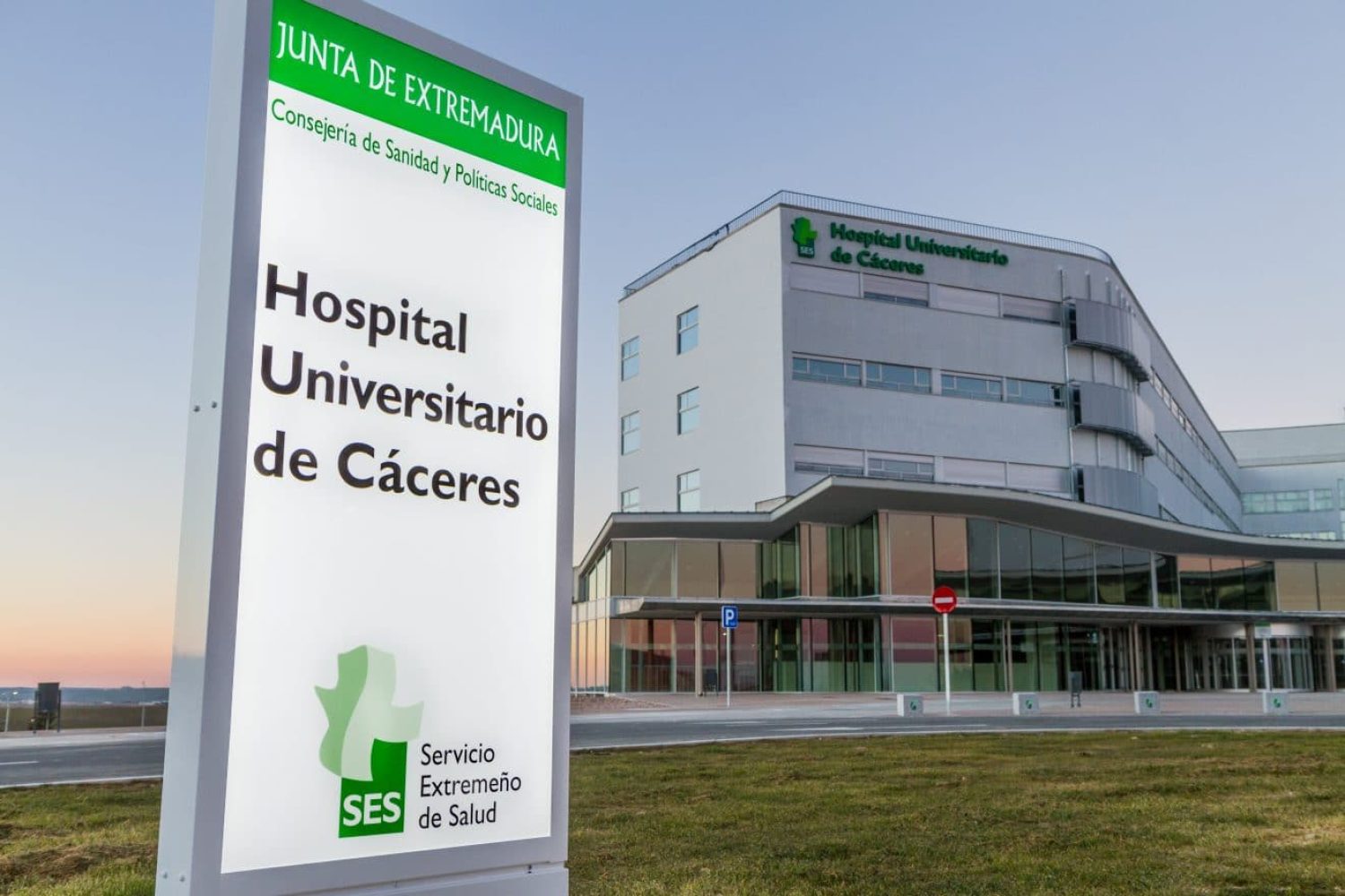 hospitaluniversitario caceres