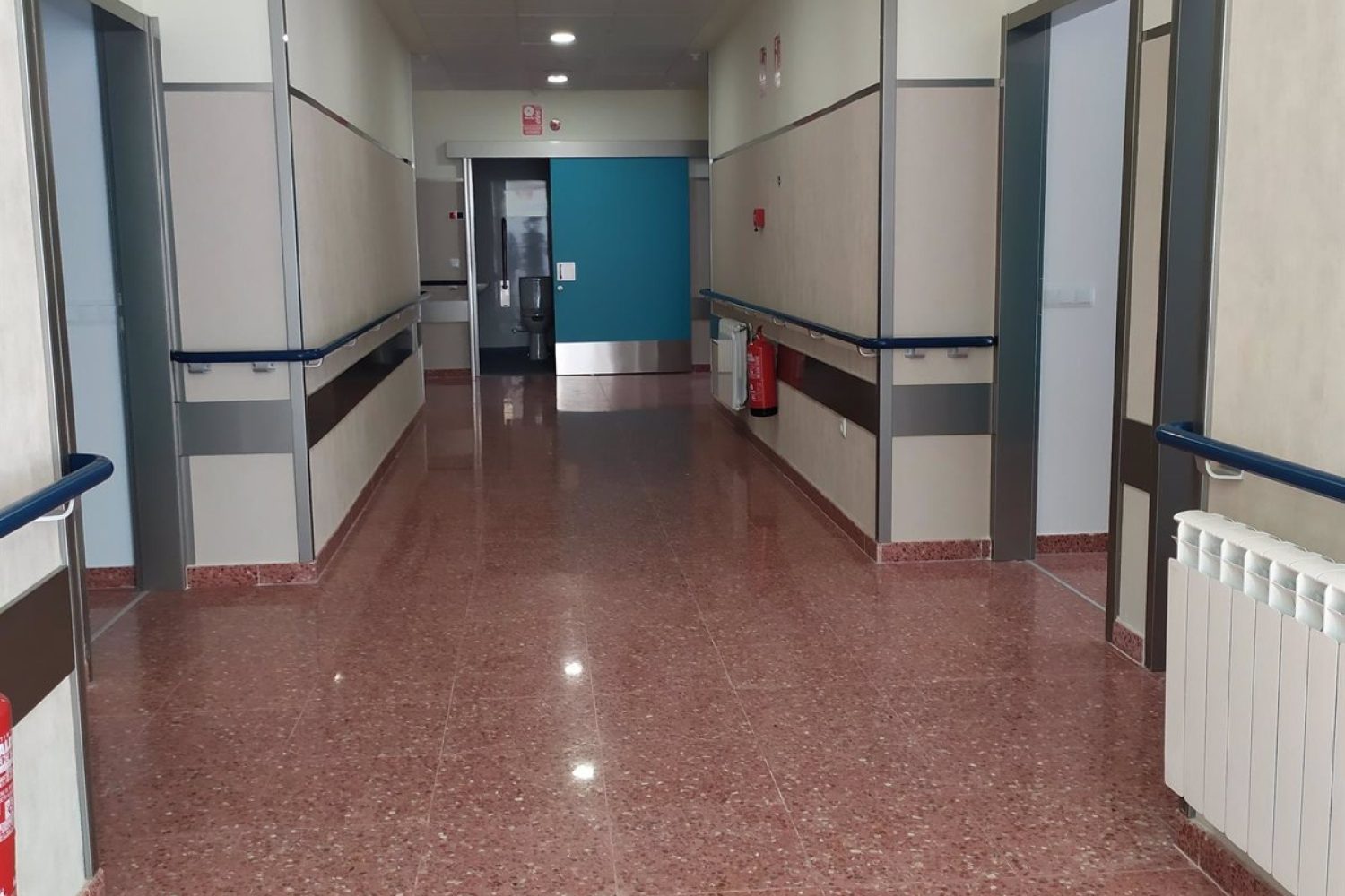 La residencia de mayores de Valverde del Fresno se amplía con ocho nuevas habitaciones dobles para asistidos