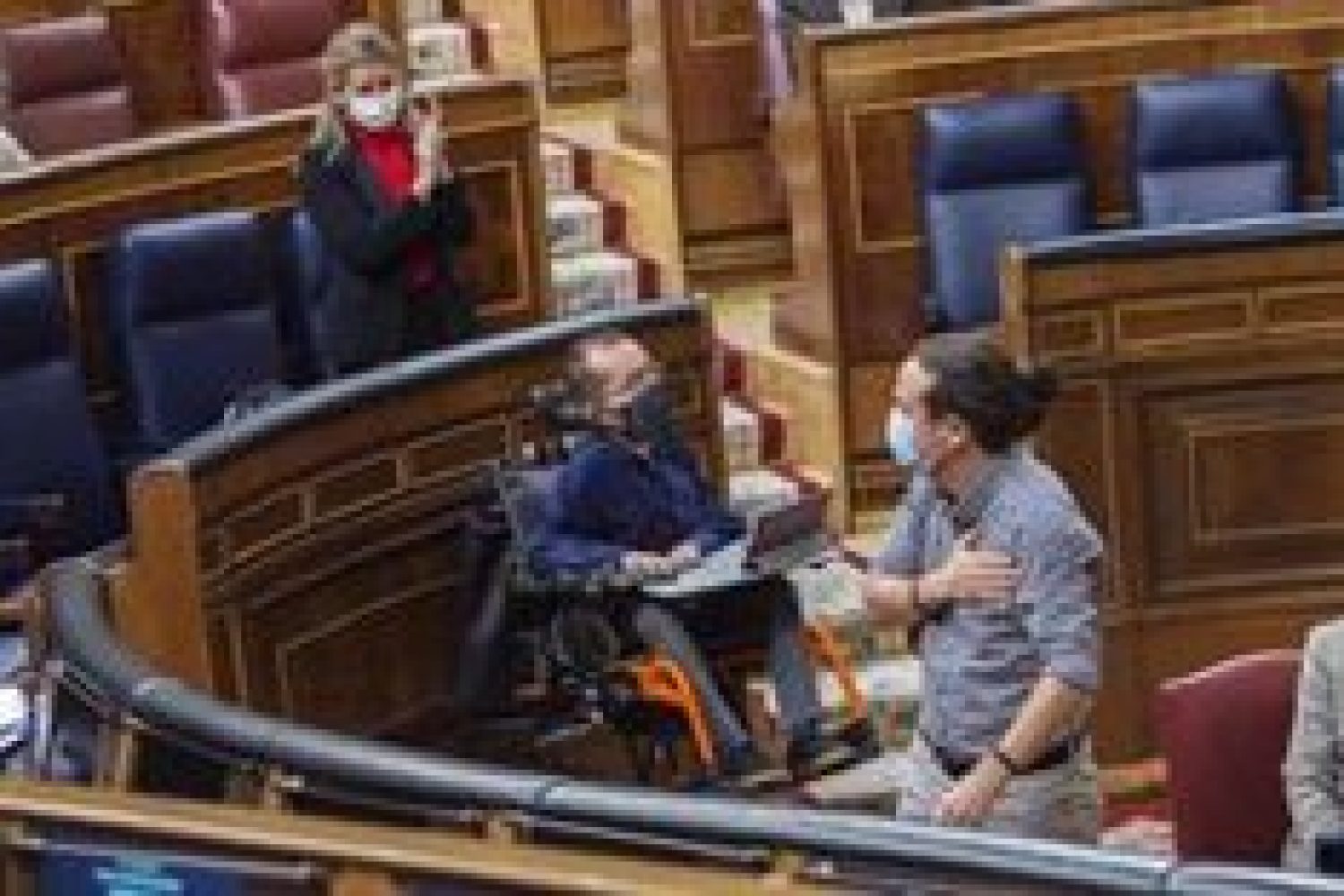 Lambán (PSOE) aplaude a Felipe VI por no secundar "el número" de Petro con la espada de Bolivar