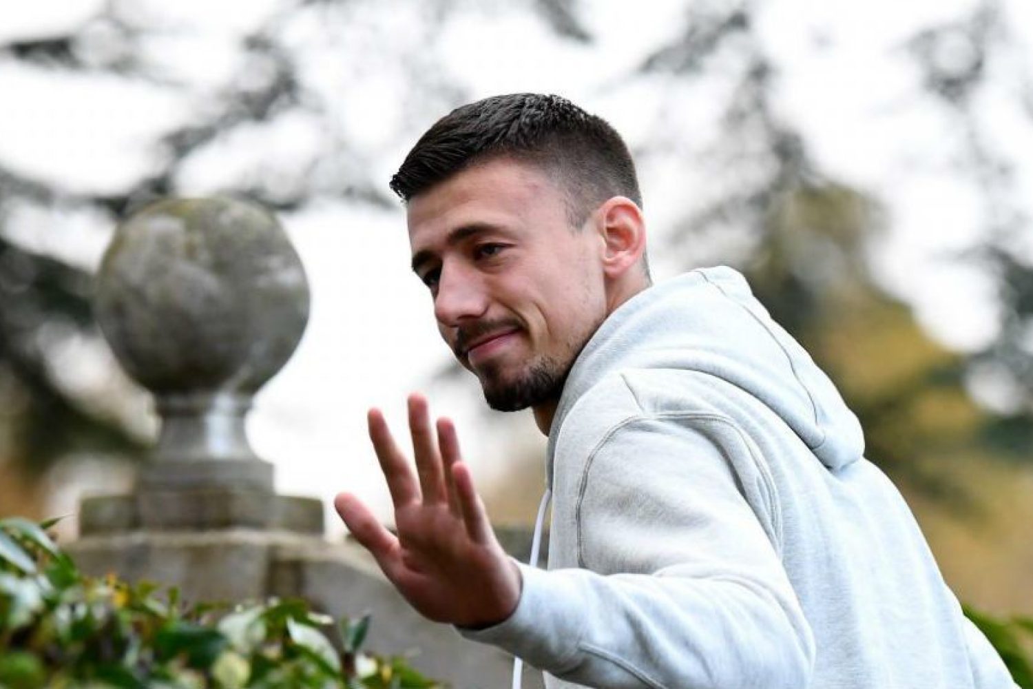 Lenglet: "El diálogo con Messi llega poco a poco, me pasó a mí y le pasará a Griezmann"