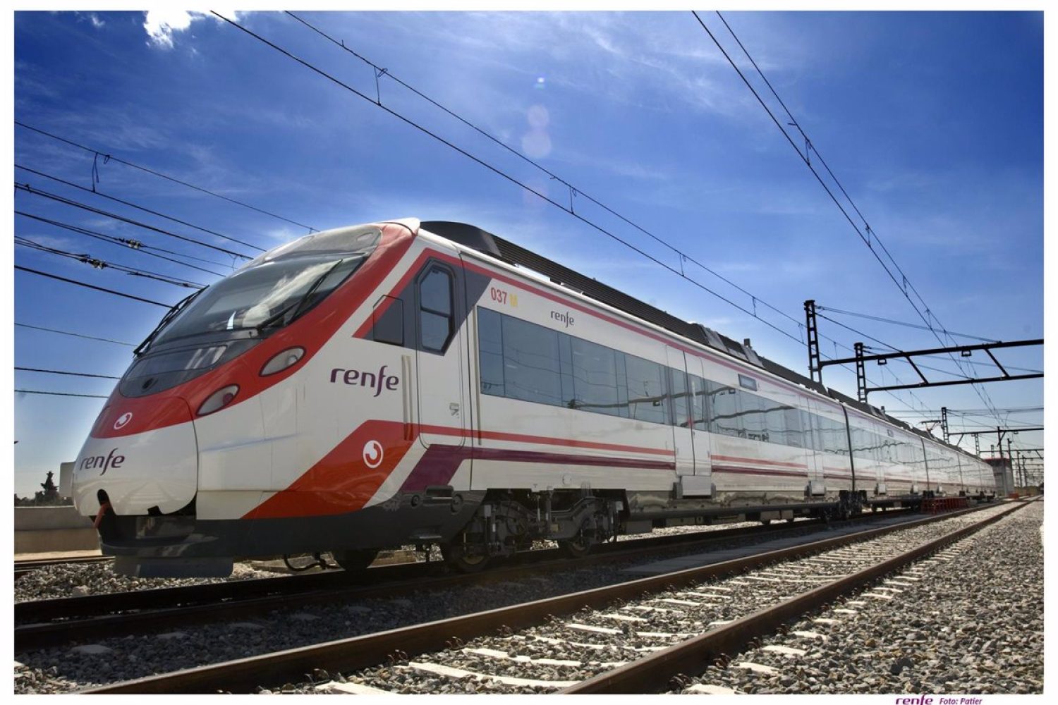 Los abonos gratuitos de Renfe para Cercanías y Media Distancia se podrán solicitar desde este lunes en su web