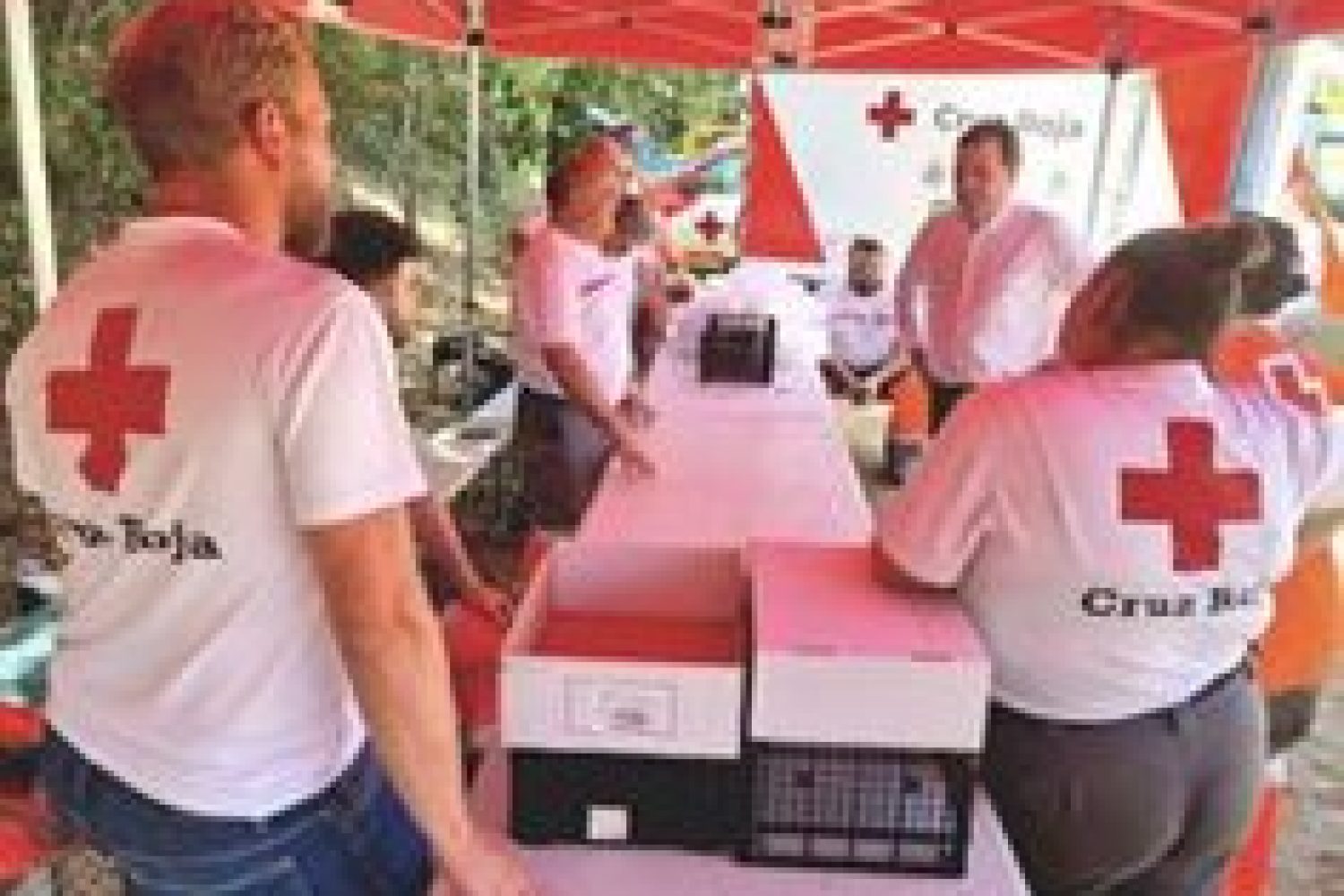 Los vecinos de Torre de Don Miguel ya pueden volver a sus casas tras el incendio en Sierra de Gata