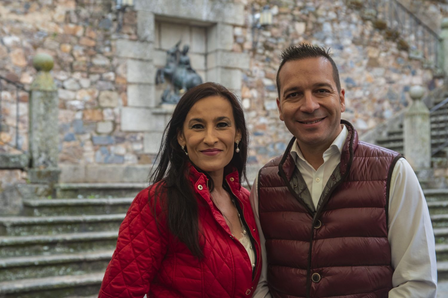 Magdalena Nevado, Congreso, y Oscar Fernández, Senado, por VOX Cáceres en las elecciones 10N. Im: Cristina Ferrera/DEx.