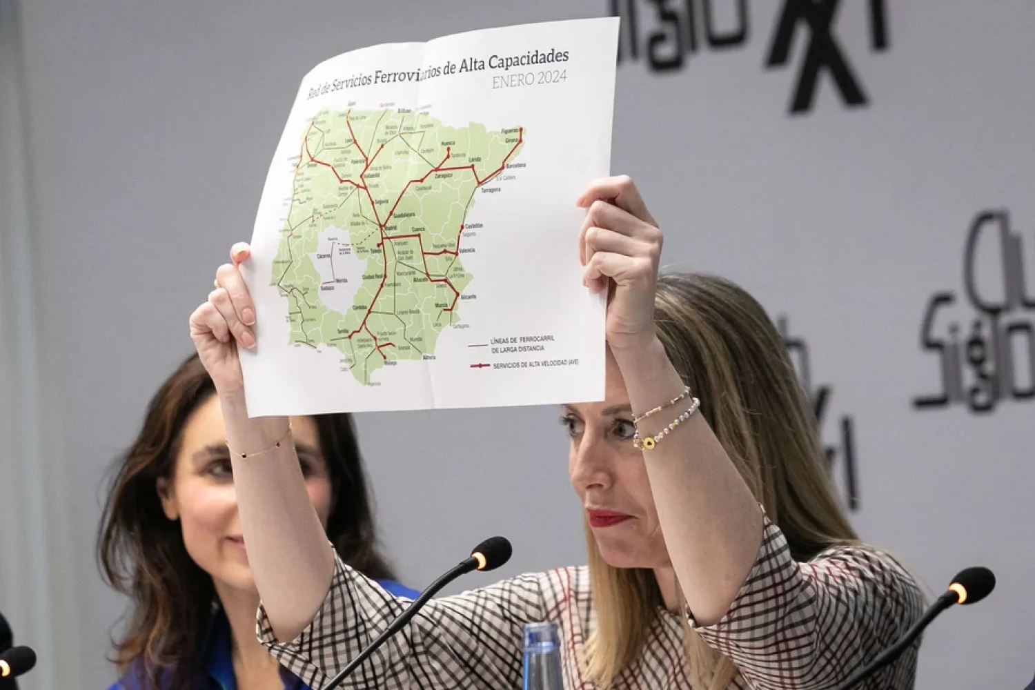 María Guardiola y su reivindicación por unas infraestructuras mejores
