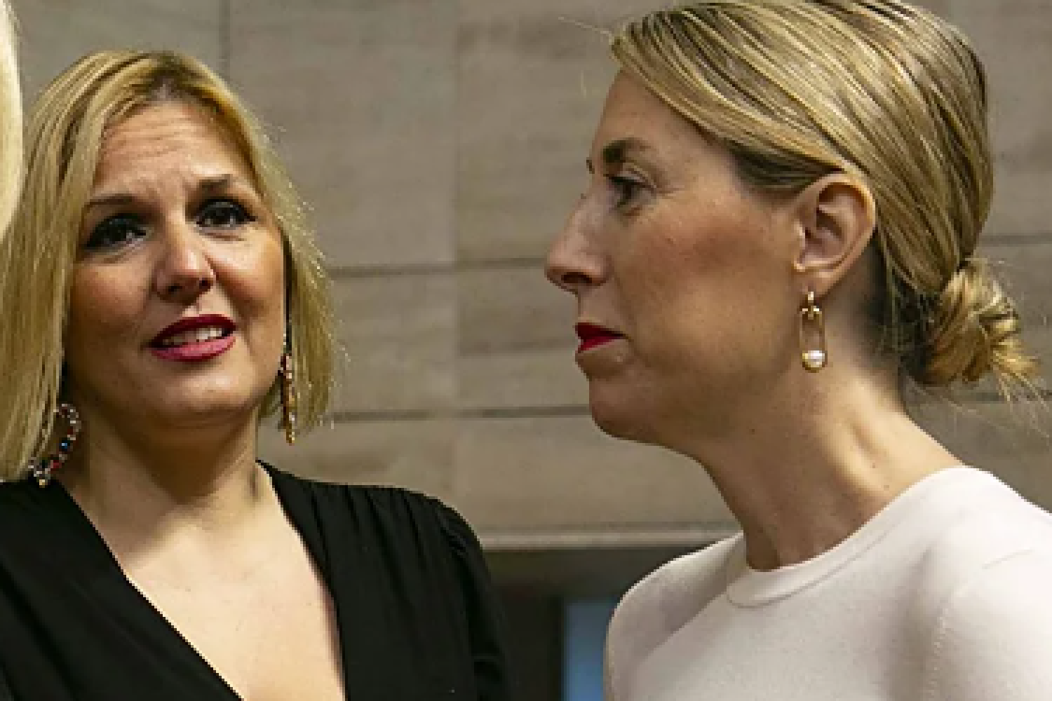 María Guardiola y Elena Manzano