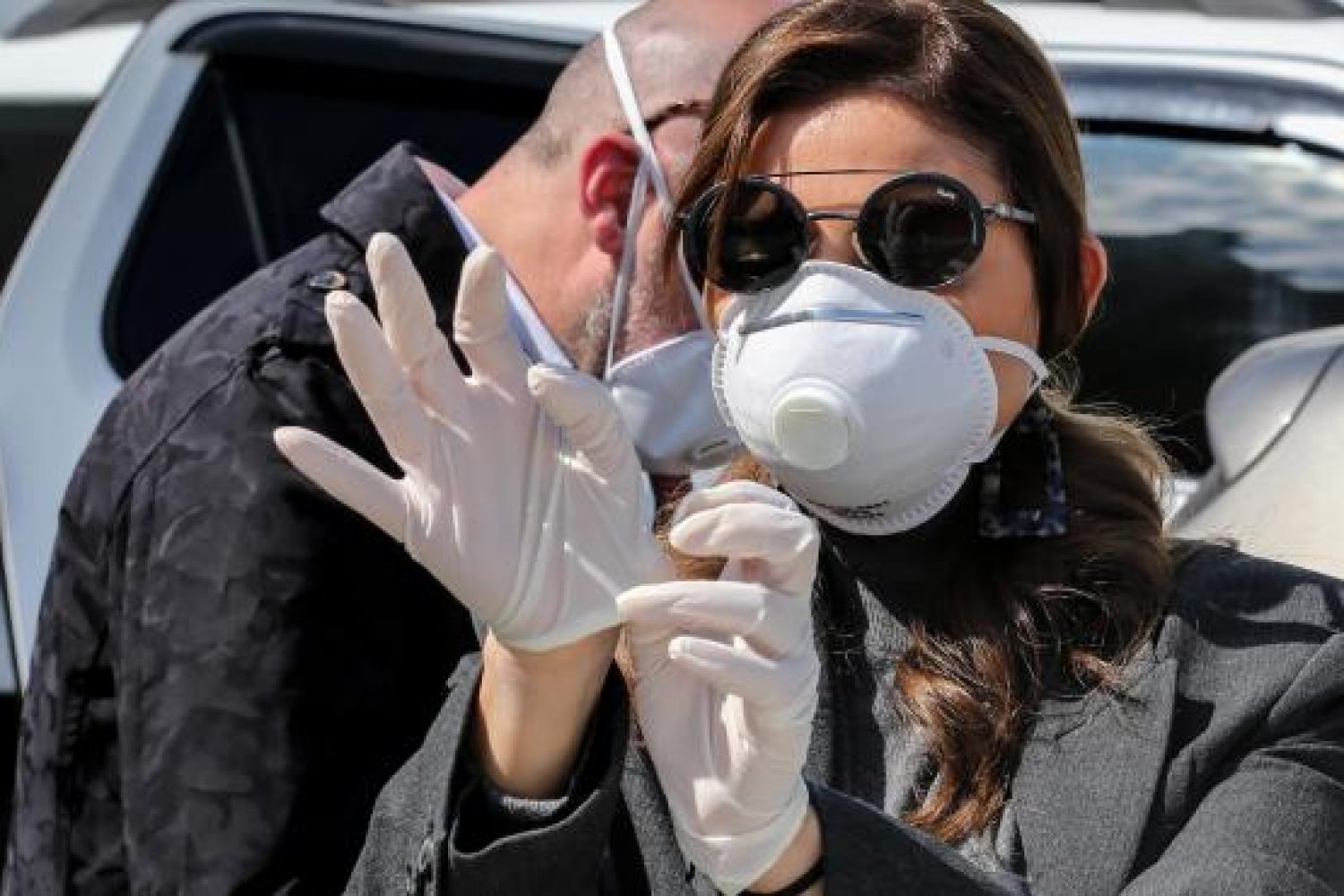 mascarilla-y-guantes