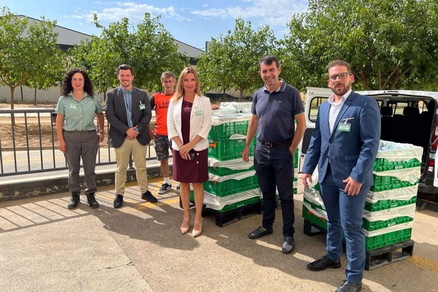Mercadona amplía su colaboración con la donación de alimentos al Centro de Acogida de Cáritas en Plasencia