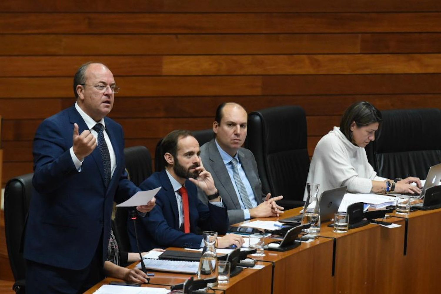 Monago en el Pleno de la Asamblea de Extremadura.