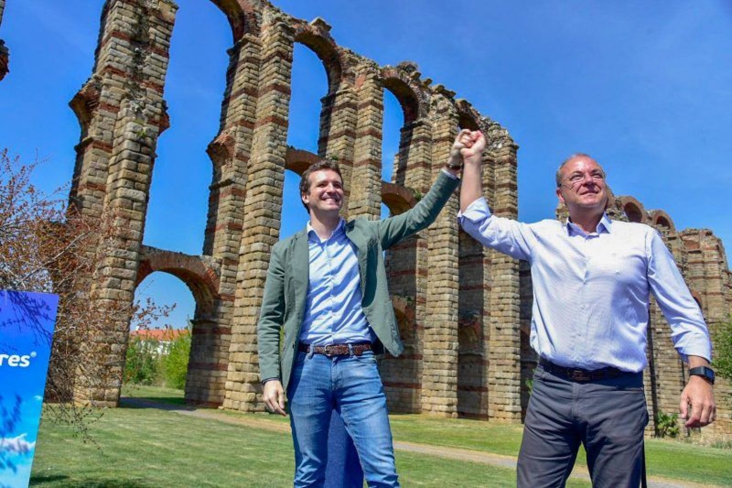 Casado y Monago, en Mérida.