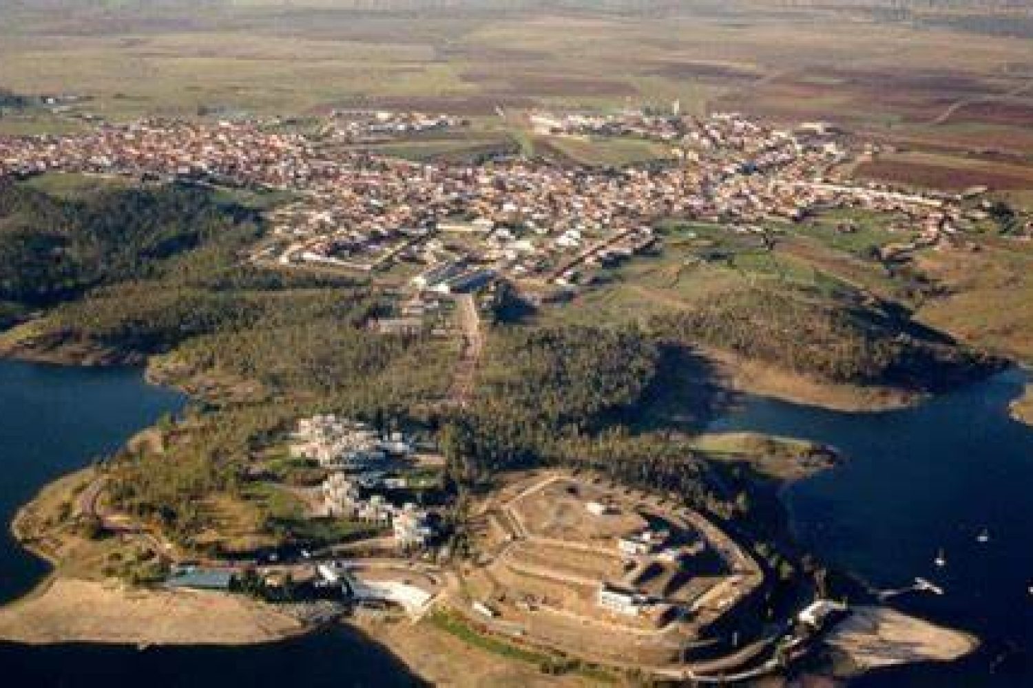 Vista aérea de Orellana La Vieja