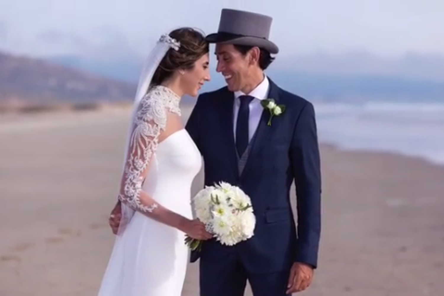 Paz Padilla, y su marido, el día de su boda.