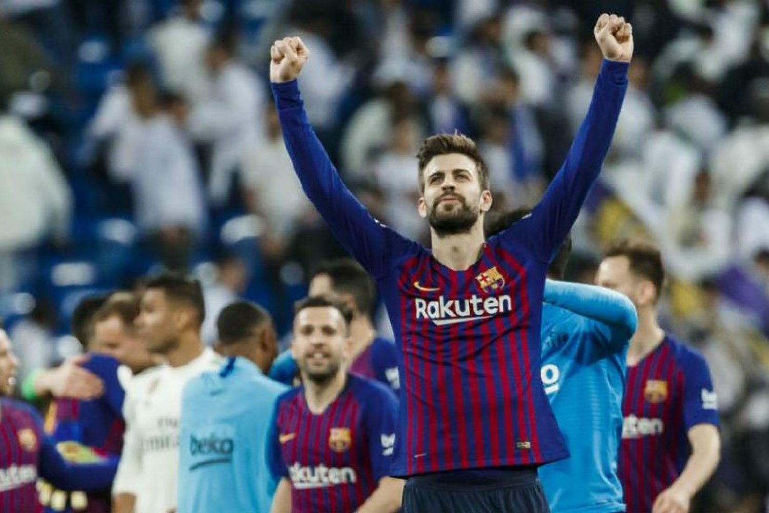Piqué, tras eliminar al Madrid en Copa: "Otro chorreo, ya no hace gracia ganar aquí"