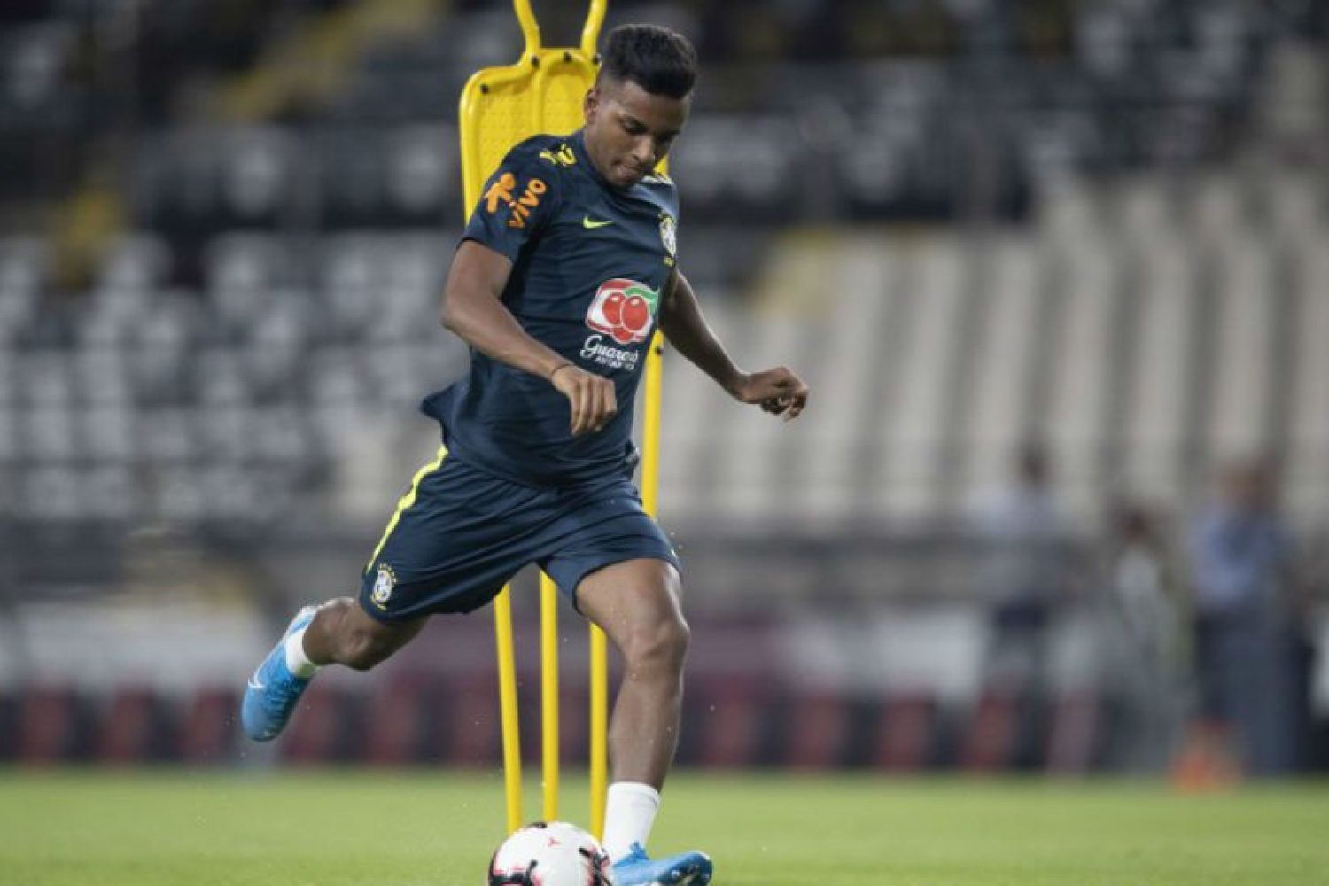 Rodrygo: "No quiero cargar con la presión de sustituir a Cristiano Ronaldo"
