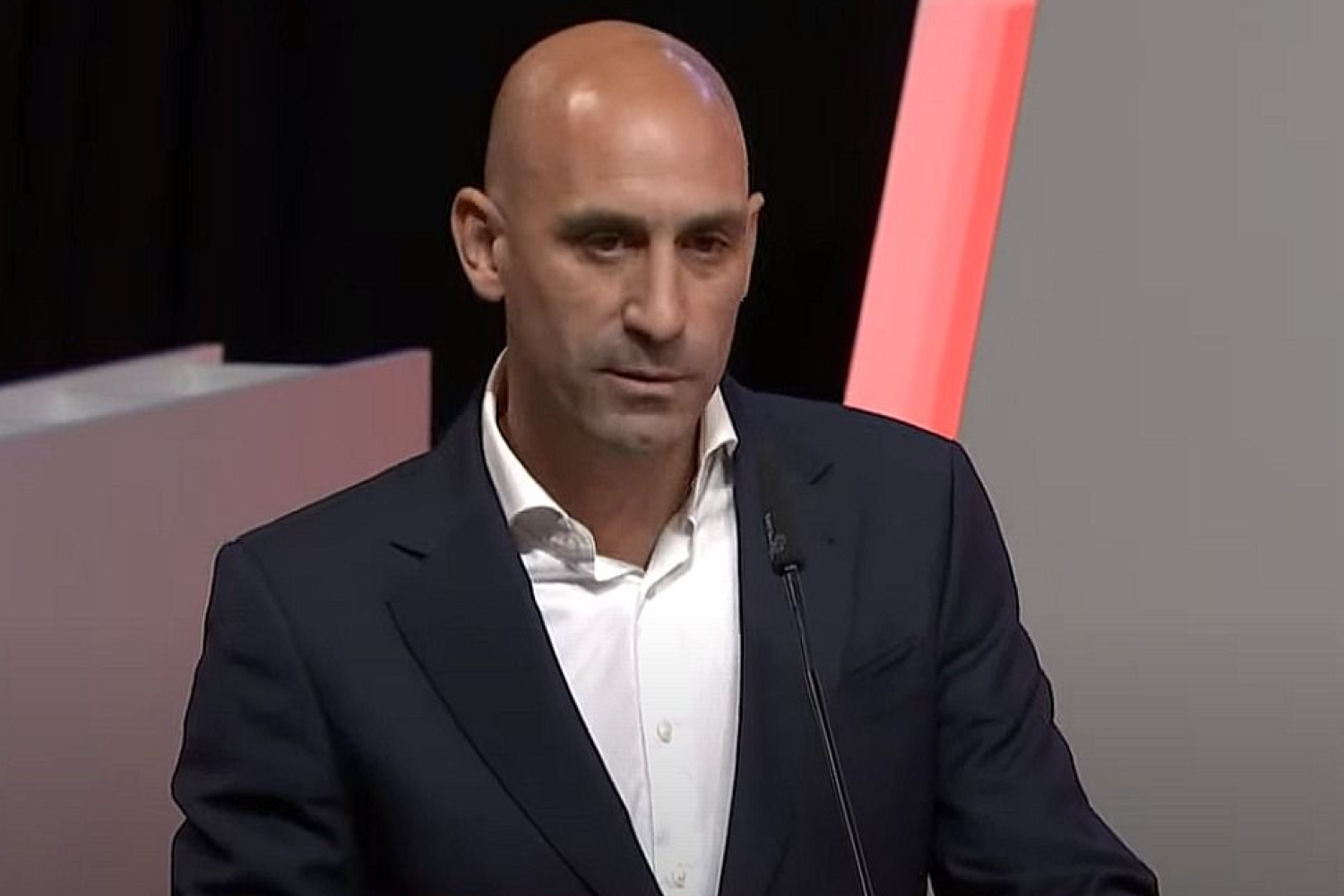 rubiales go home
